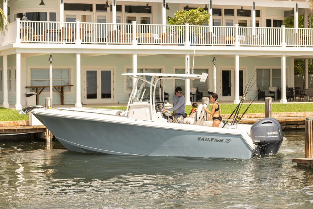 2024 Sailfish 242 CC - Gallery Image