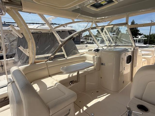 2023 Grady-White Freedom 335 - Gallery Image