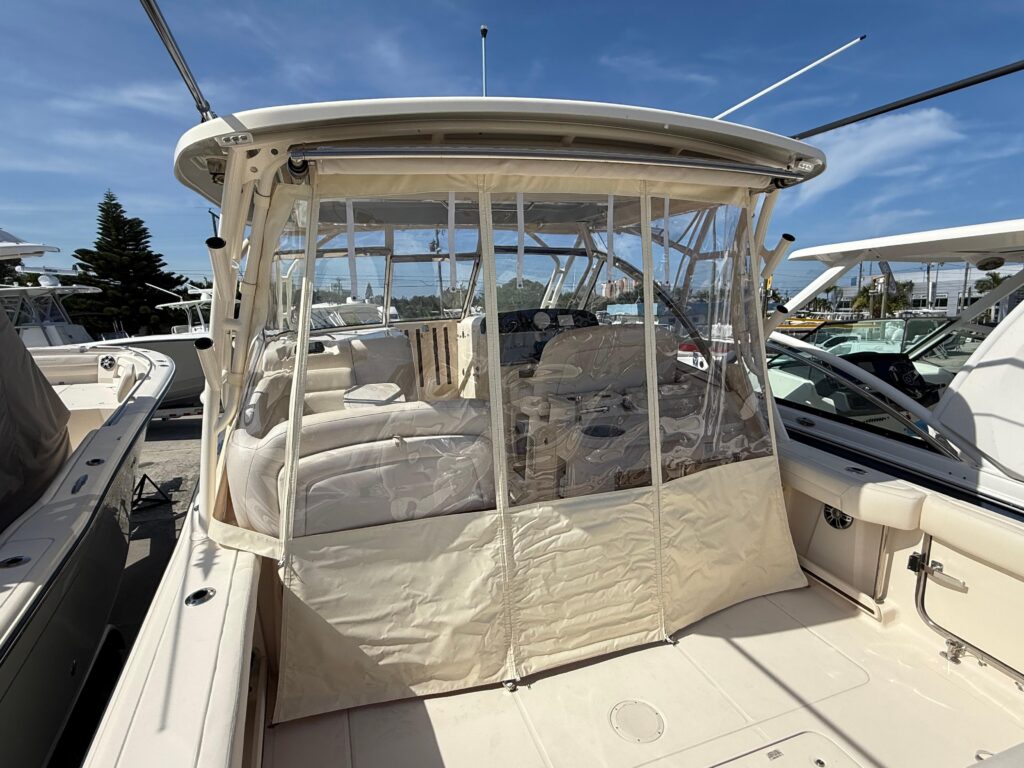 2023 Grady-White Freedom 335 - Gallery Image