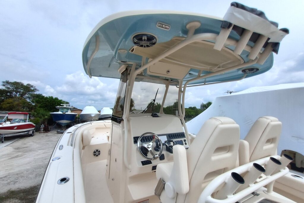 2025 Grady-White Canyon 271 - Gallery Image