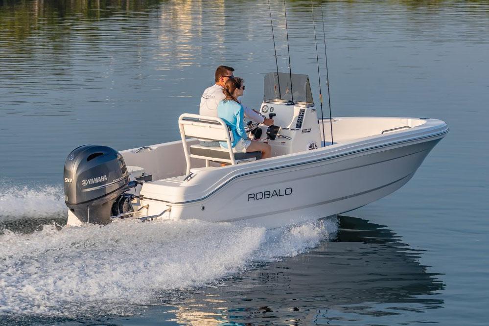 2026 Robalo R160 Center Console - Gallery Image