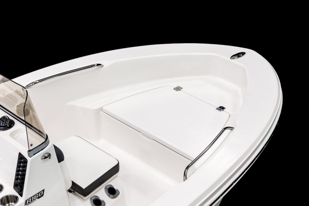 2026 Robalo R160 Center Console - Gallery Image