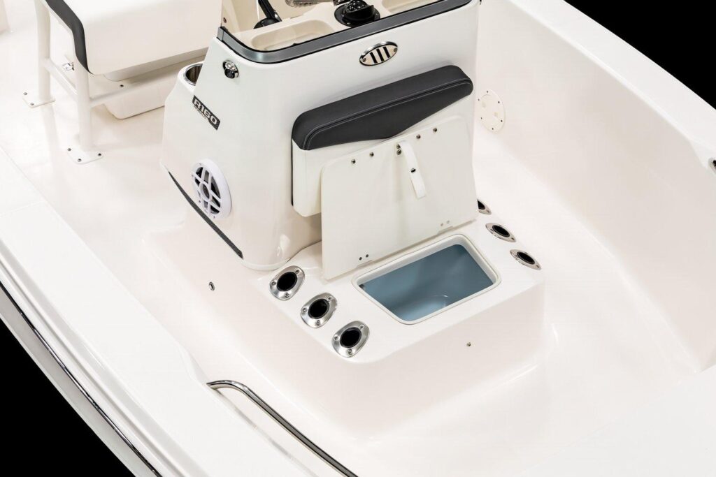 2026 Robalo R160 Center Console - Gallery Image