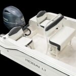 2026 Robalo R160 Center Console - Gallery Image